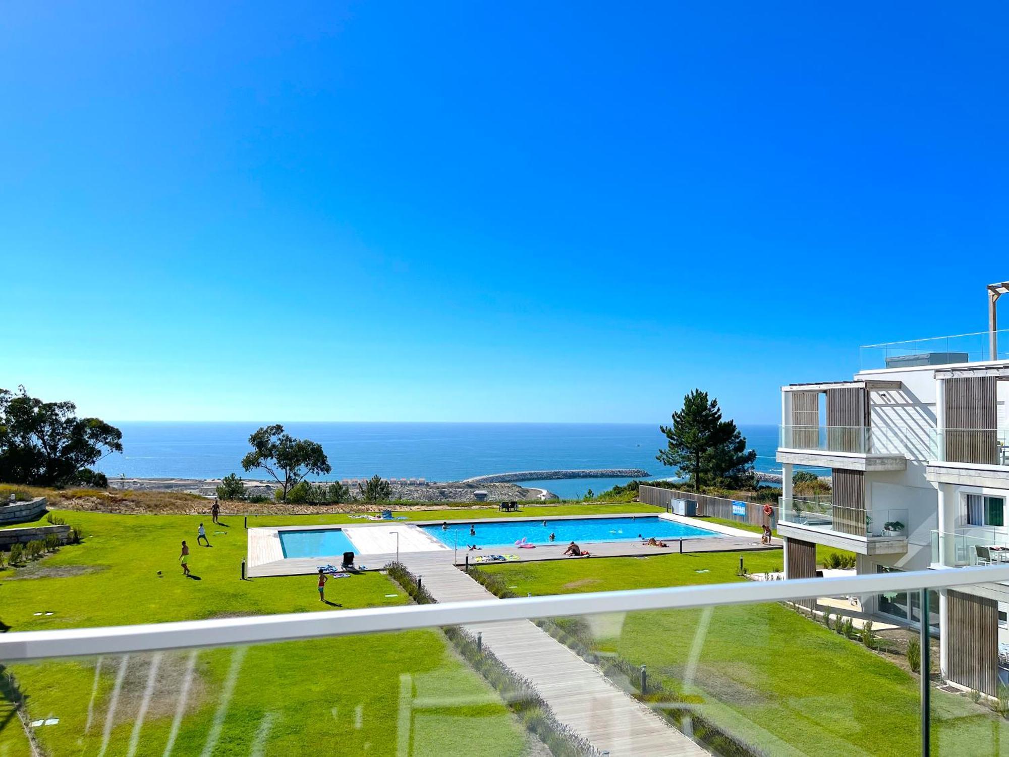 Mar A Vista - Condominium With Pool, Gym And Sea Views Назаре Экстерьер фото
