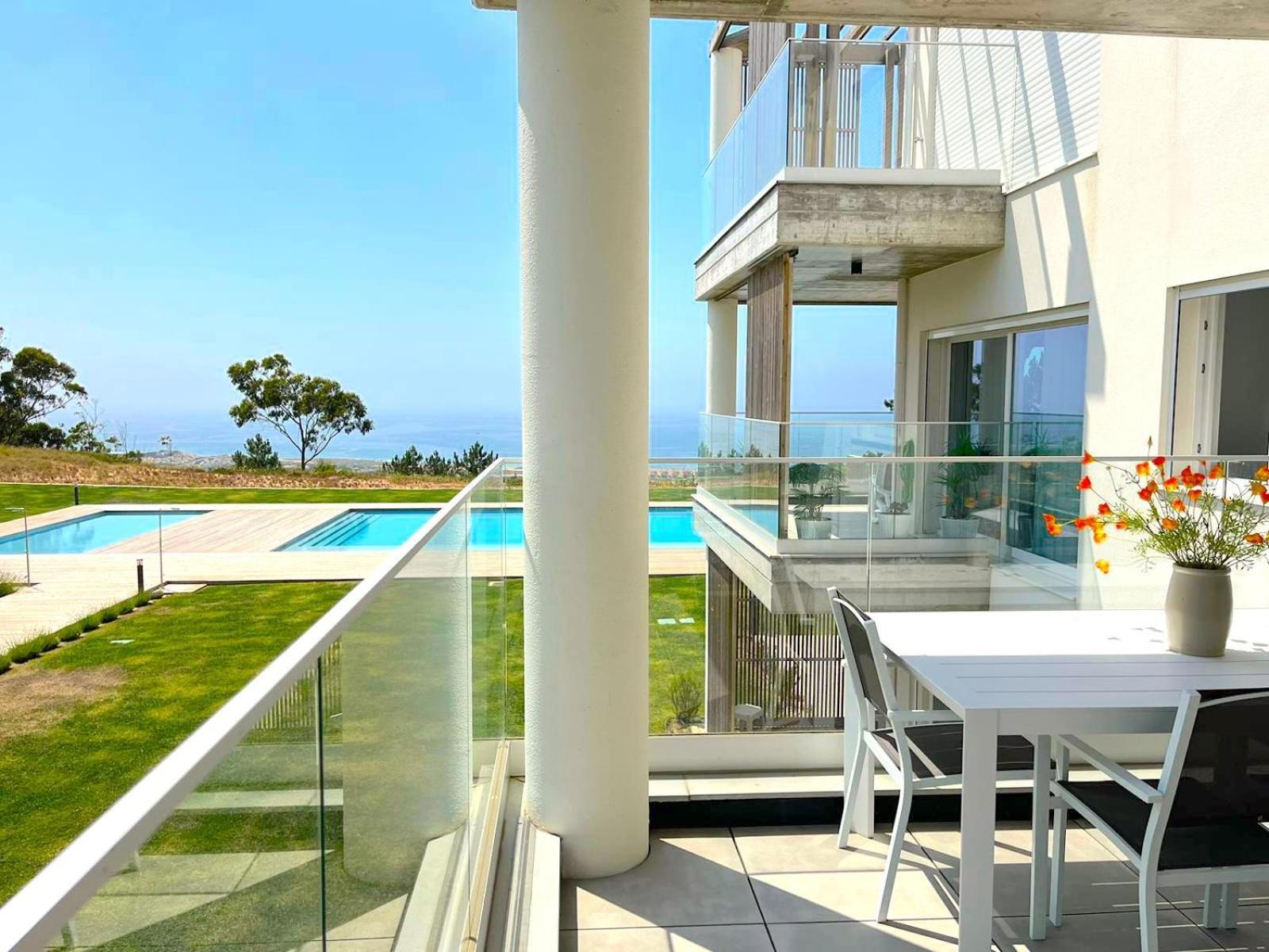 Mar A Vista - Condominium With Pool, Gym And Sea Views Назаре Экстерьер фото